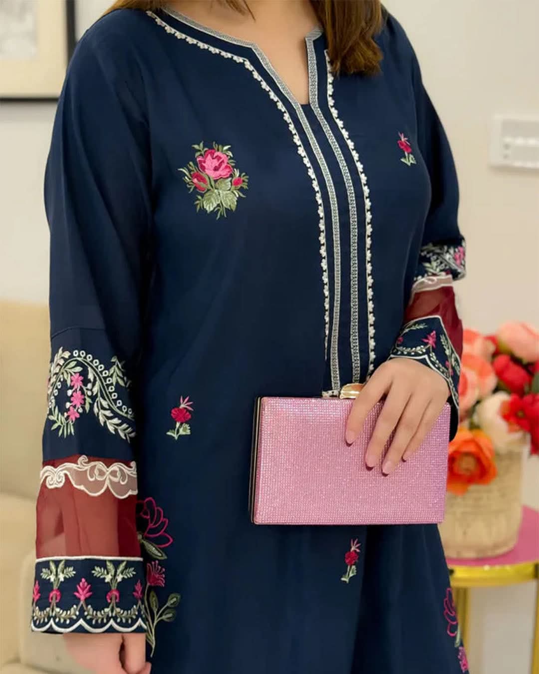 Blue Grace Embroidery  2pc