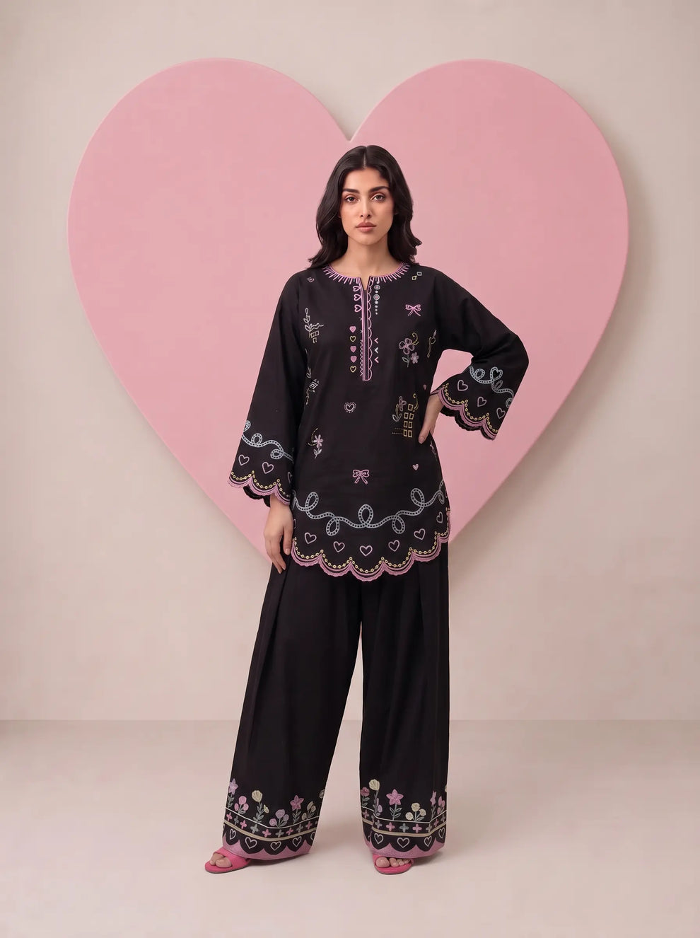 Amber Aura 2PC
