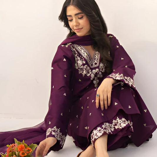 Eve Blush Embroidery 2pc