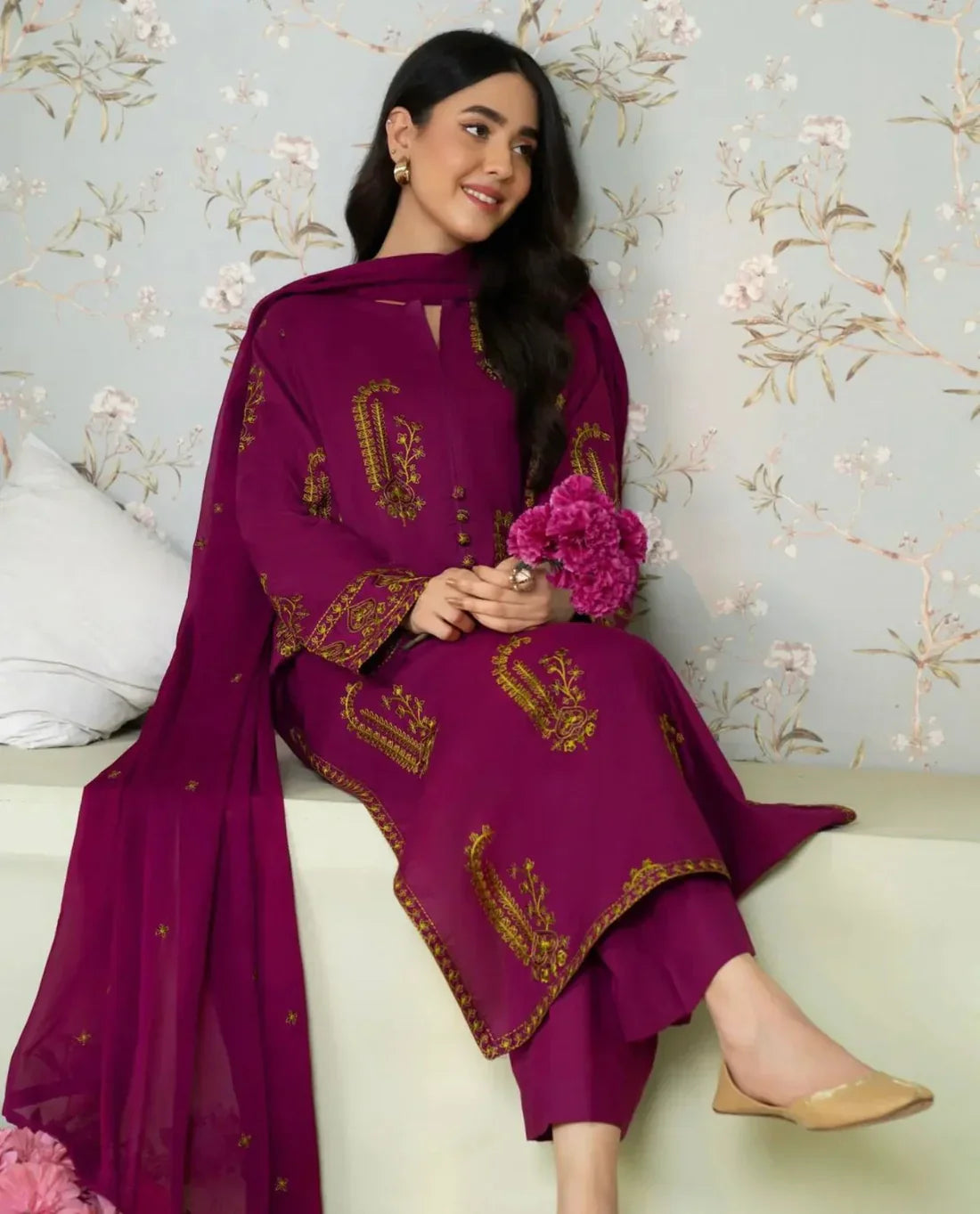 Nooray 2piece Embraided stitched